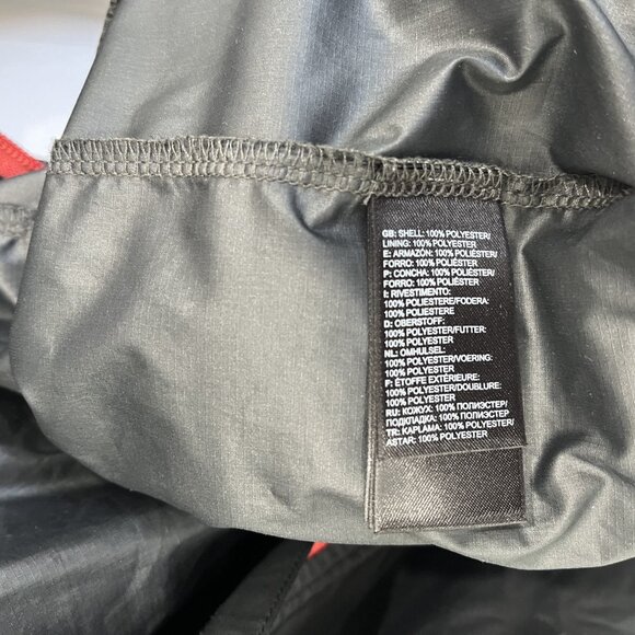 The North Face Windbreaker - Men's small - Picture 5 of 6